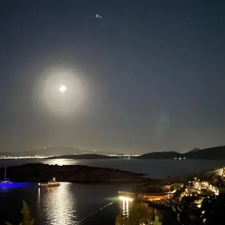 Chakra Boutique מלון 5*