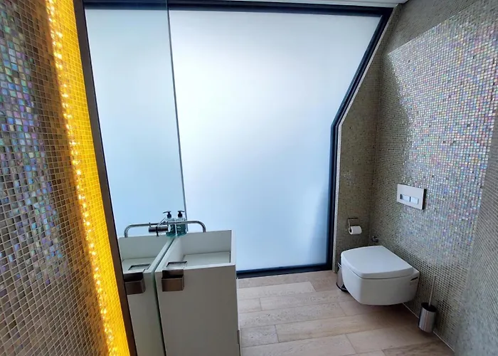 Chakra Boutique 5*