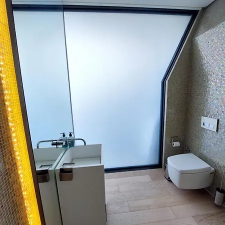 Chakra Boutique 5*